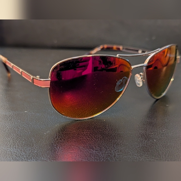 OP Rose Gold Ladies Aviator Sunglasses Like New - Picture 9 of 9